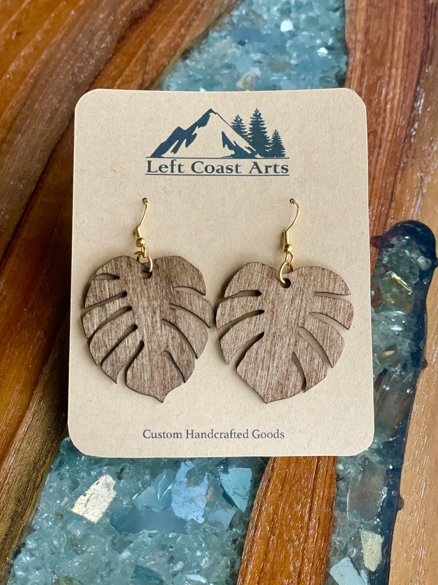 Wooden Monstera Earrings (LCA26)